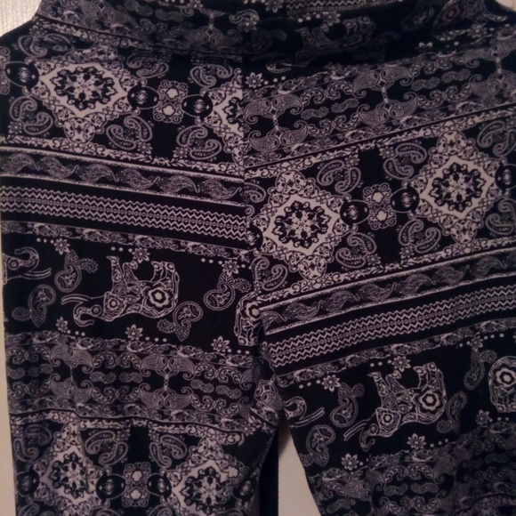 Patterned leggings - Picture 2 of 2